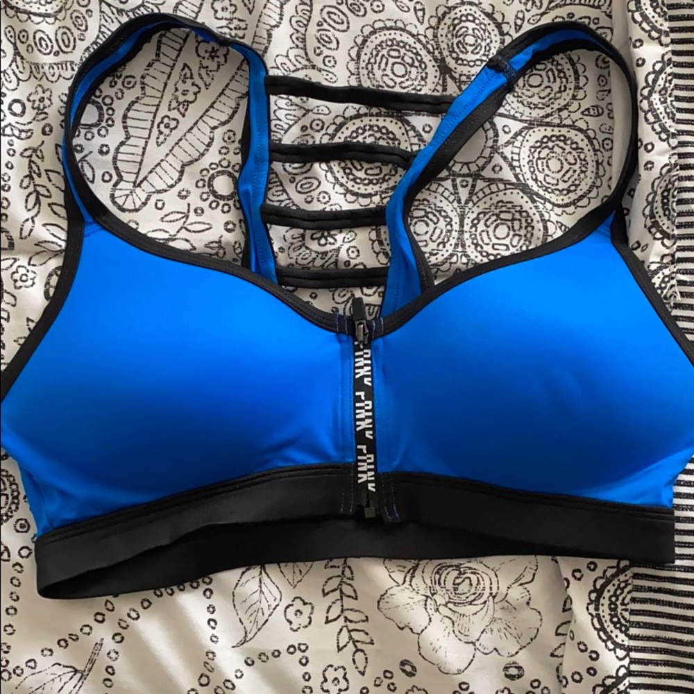 Victoria’s Secret sport bra